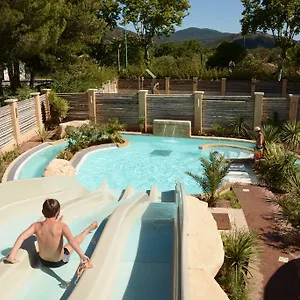 https://camping-la-prairie.fr-provencehotel.com